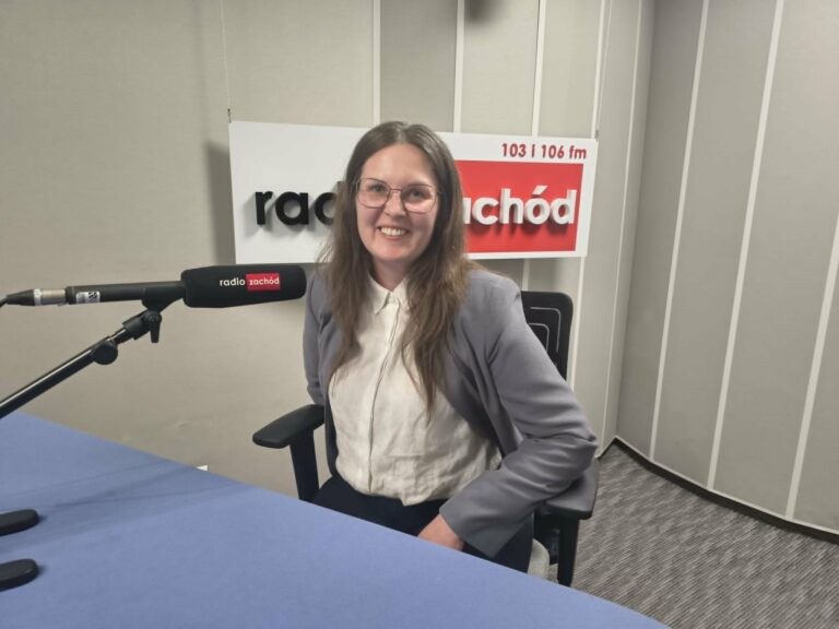 Read more about the article Wywiad z Prezes w Radio Zachód